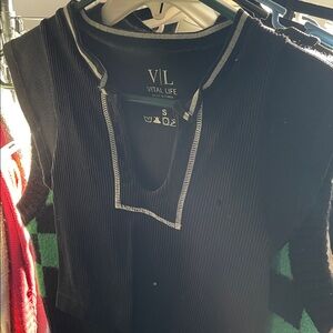 VL Crop Top